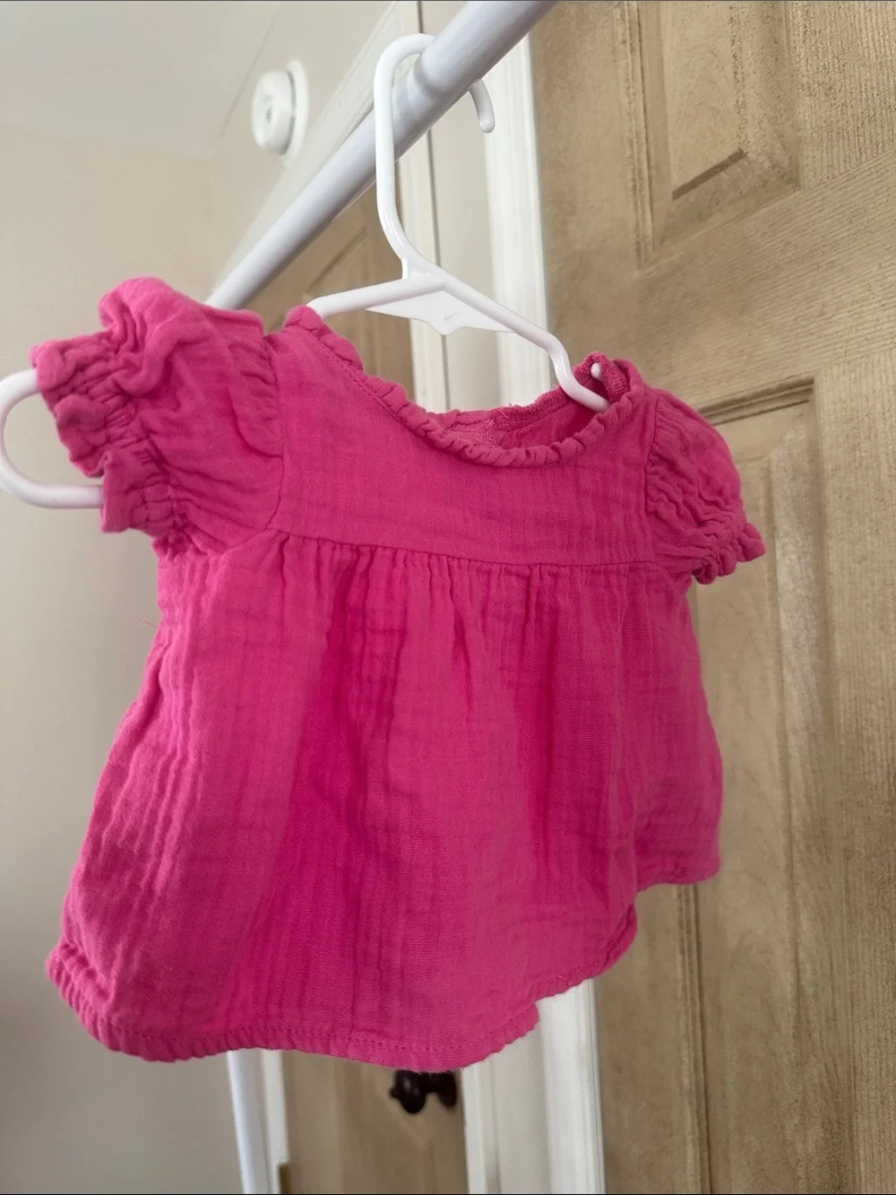 Baby Girl Gap 0-3 months 3 piece outfit